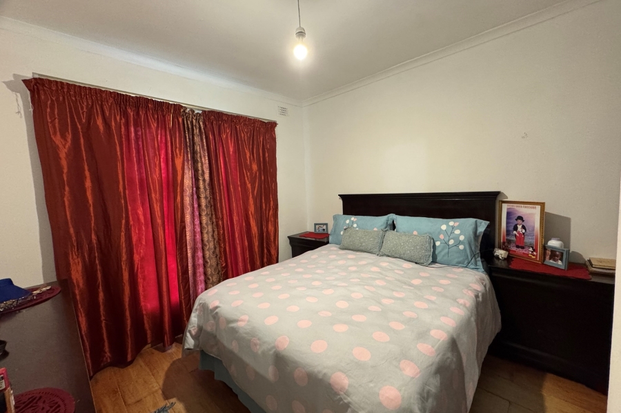 3 Bedroom Property for Sale in Park Village Western Cape